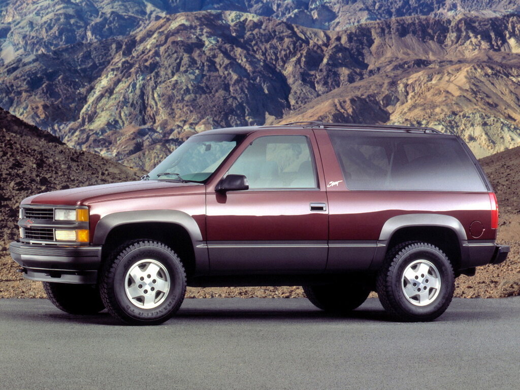 Chevrolet Tahoe 1 поколение, джип/suv 3 дв. (09.1994 - 06.1999)